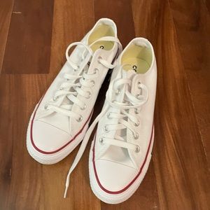 Converse Chuck Taylor Size 8